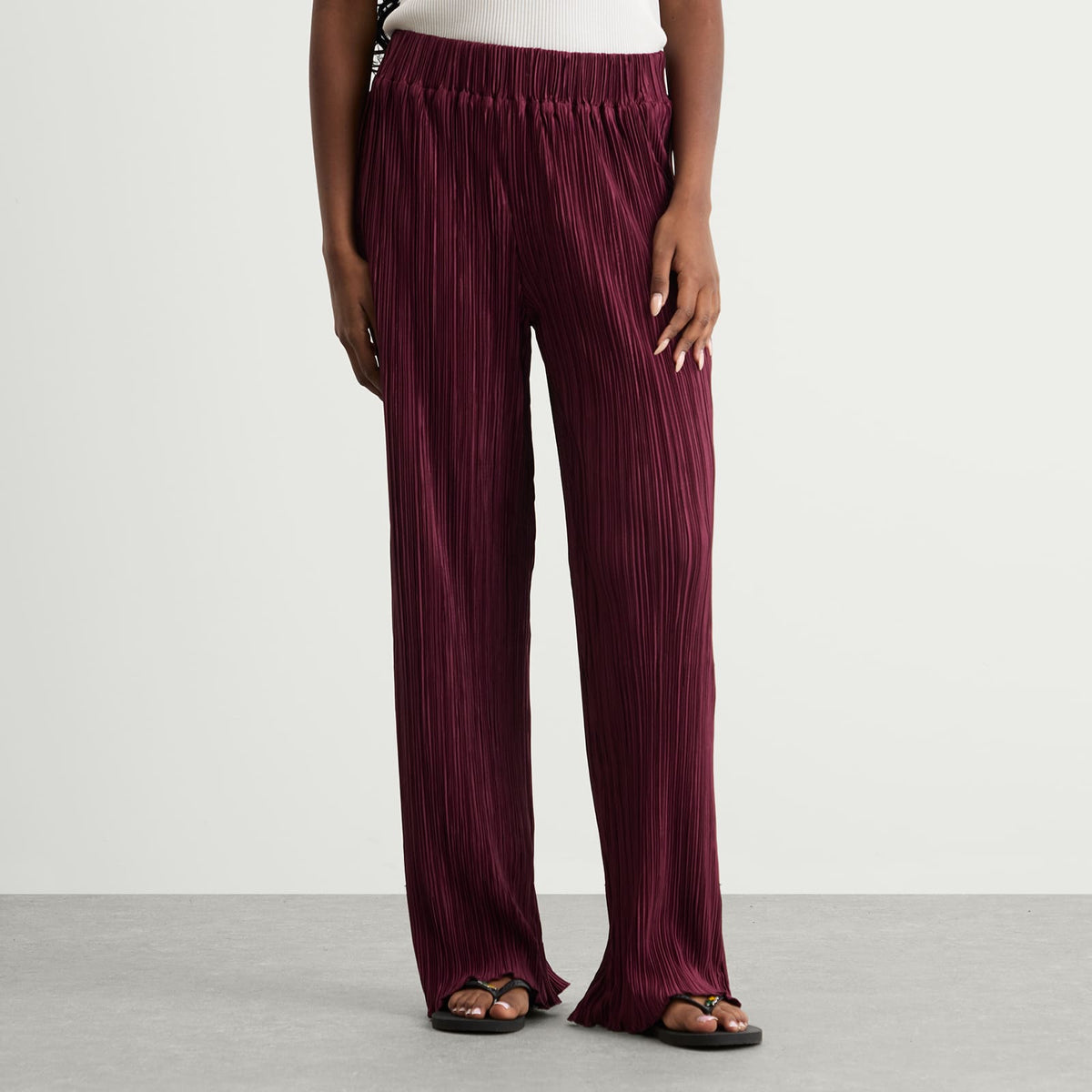 4th & Reckless Plisse Trousers