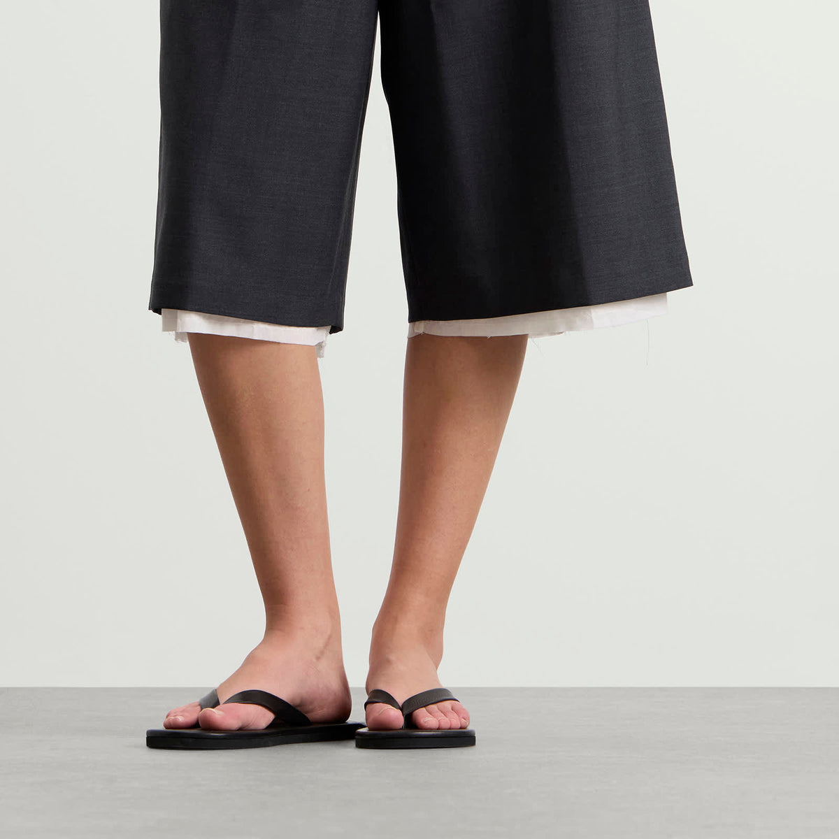 Auralee Soft Leather Flip-Flops