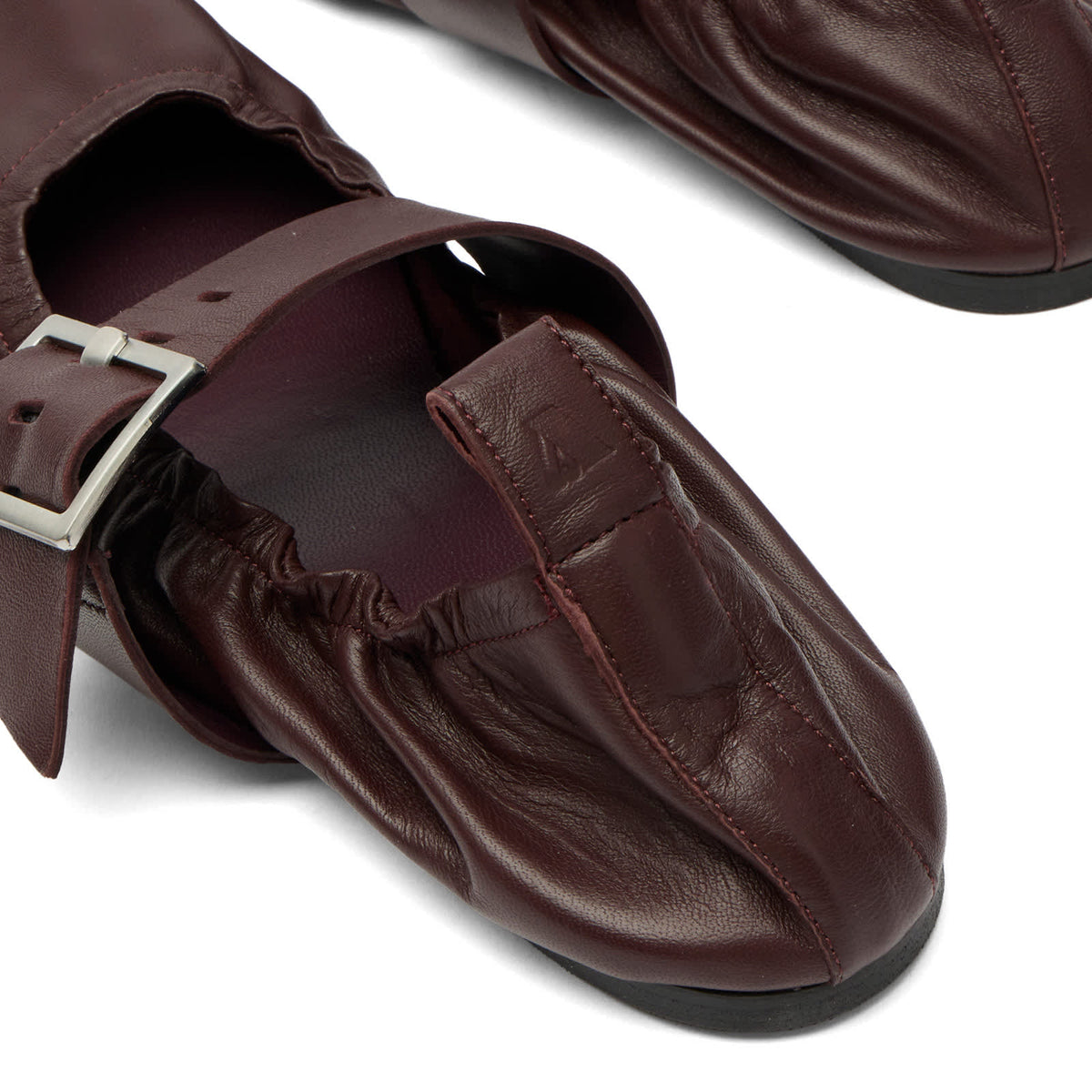 ALOHAS Sarea Leather Ballet Flat