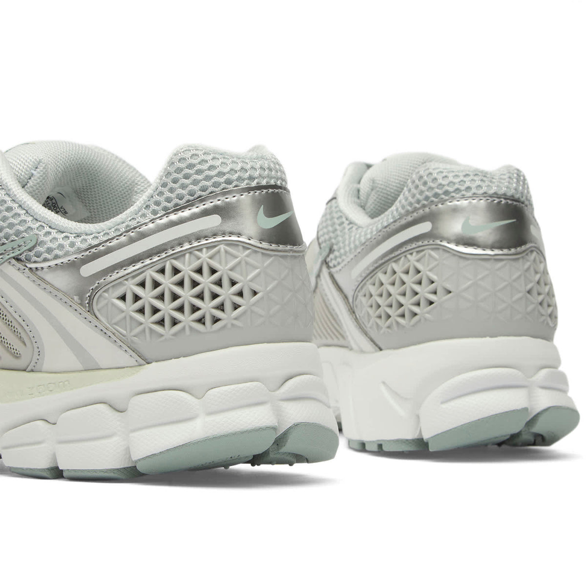 Nike Zoom Vomero Sneaker