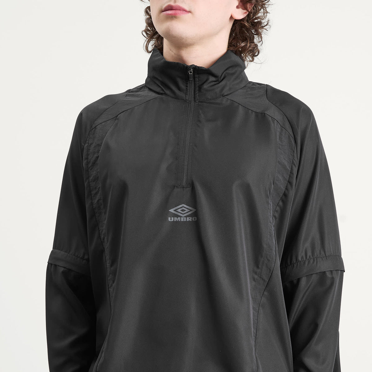Umbro Zip Off Sleeve Wind Jacket