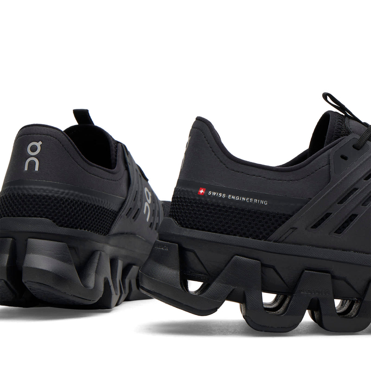 ON Cloudswift Amp Sneaker