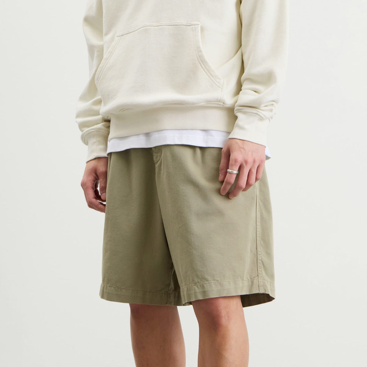 END. Resort Short