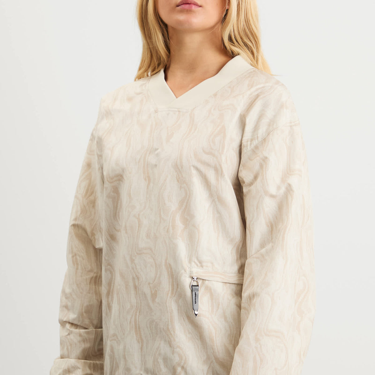 TOGA ARCHIVES V-Neck Ripstop Pullover