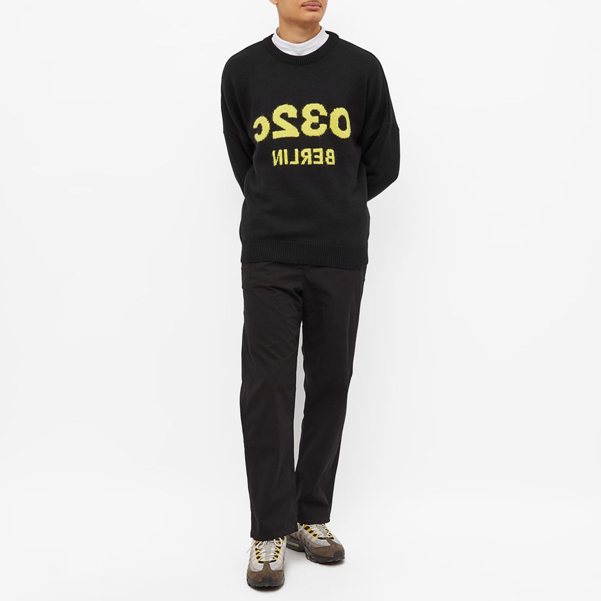 032c Fuzzy 'Selfie' Crew Knit