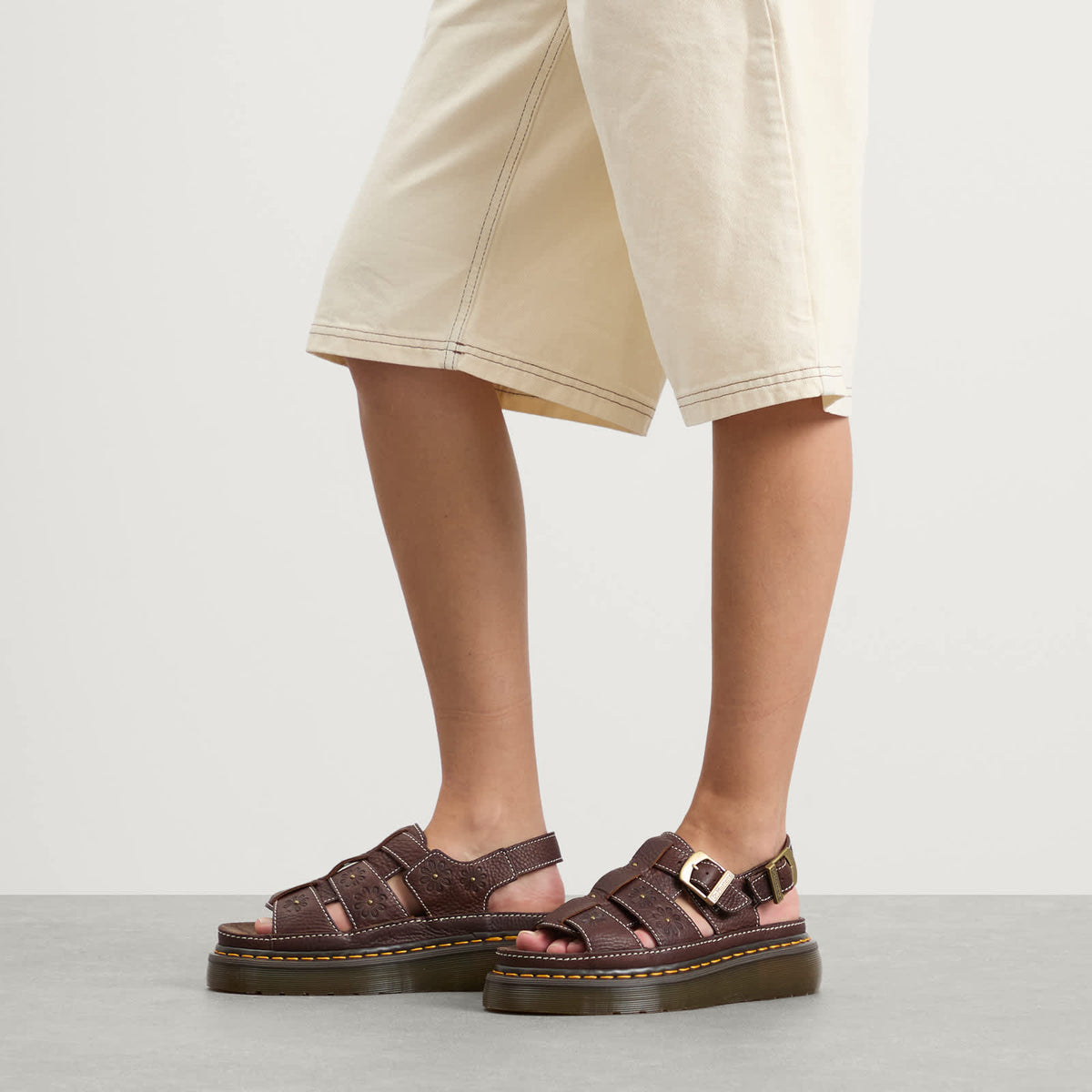 Dr. Martens Wrenlie Open FL Sandal
