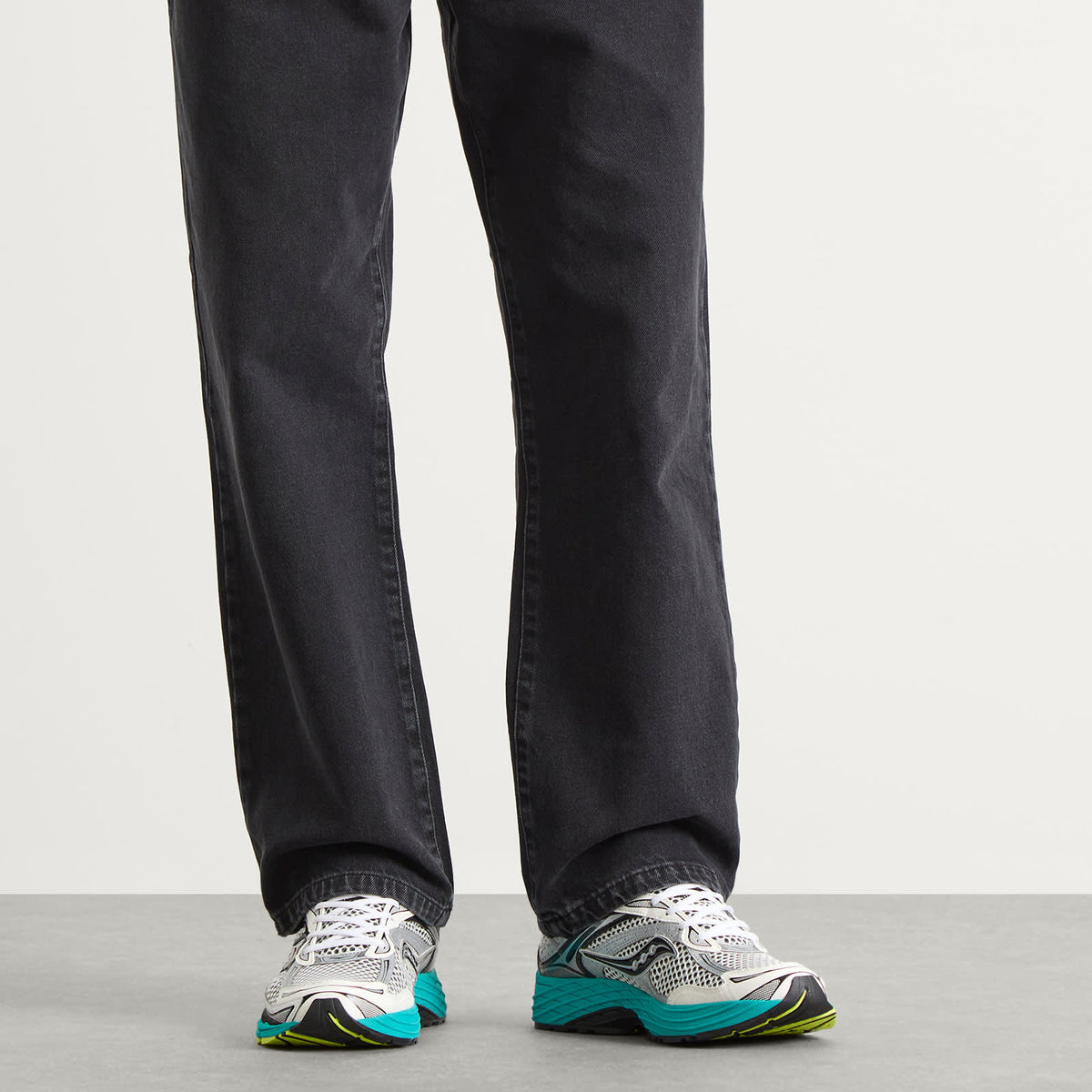 Saucony Progrid Omni 9 Sneaker