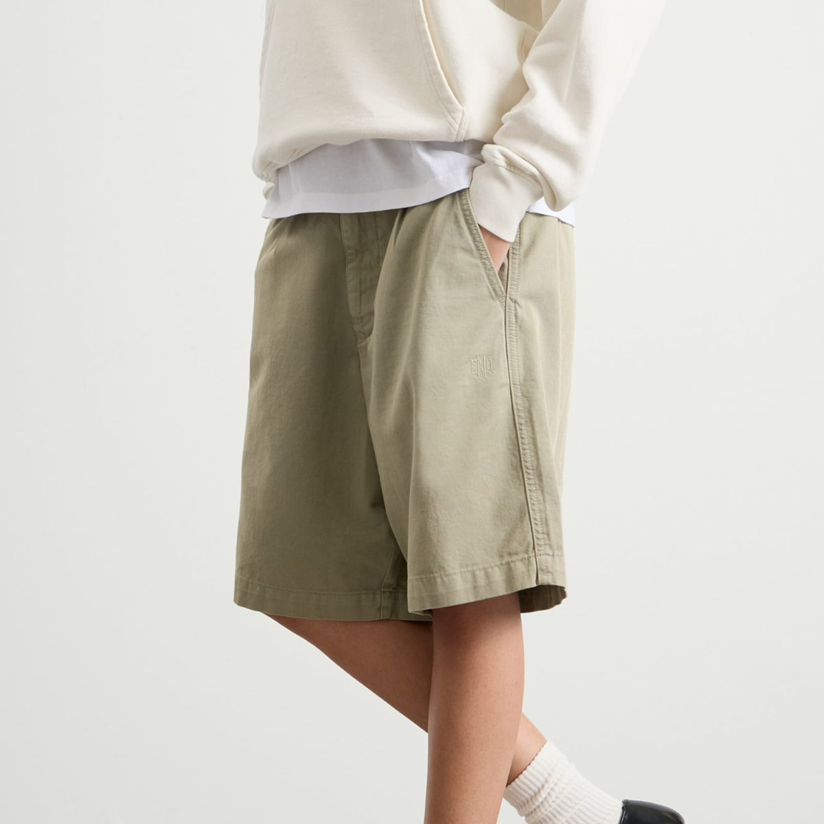END. Resort Short