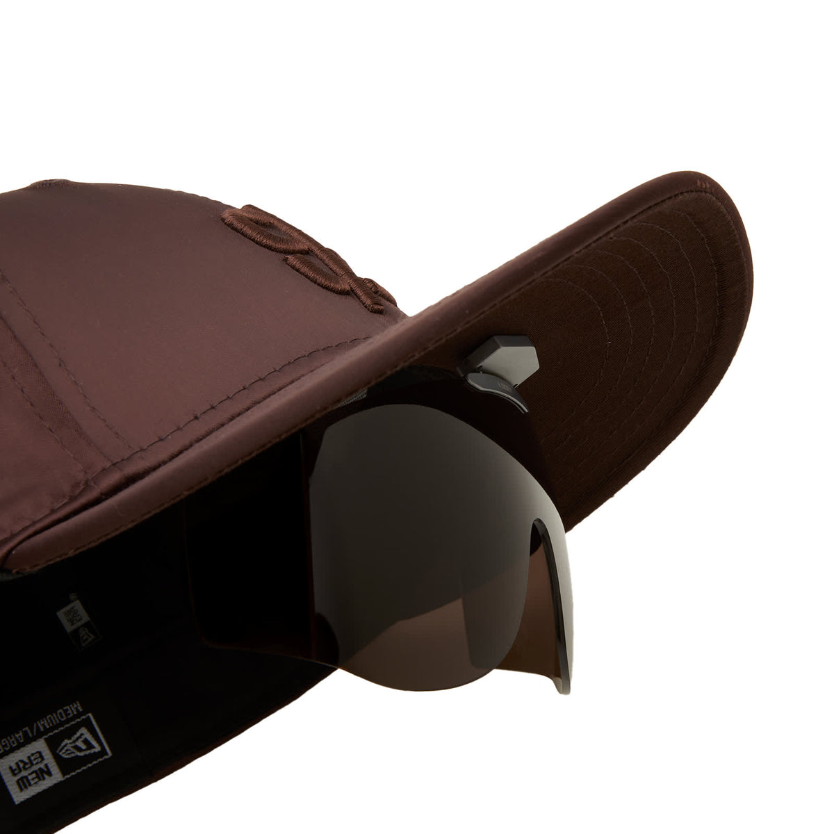 A. SOCIETY x New Era 9FIFTY Cap & Magnetic Visor Combo