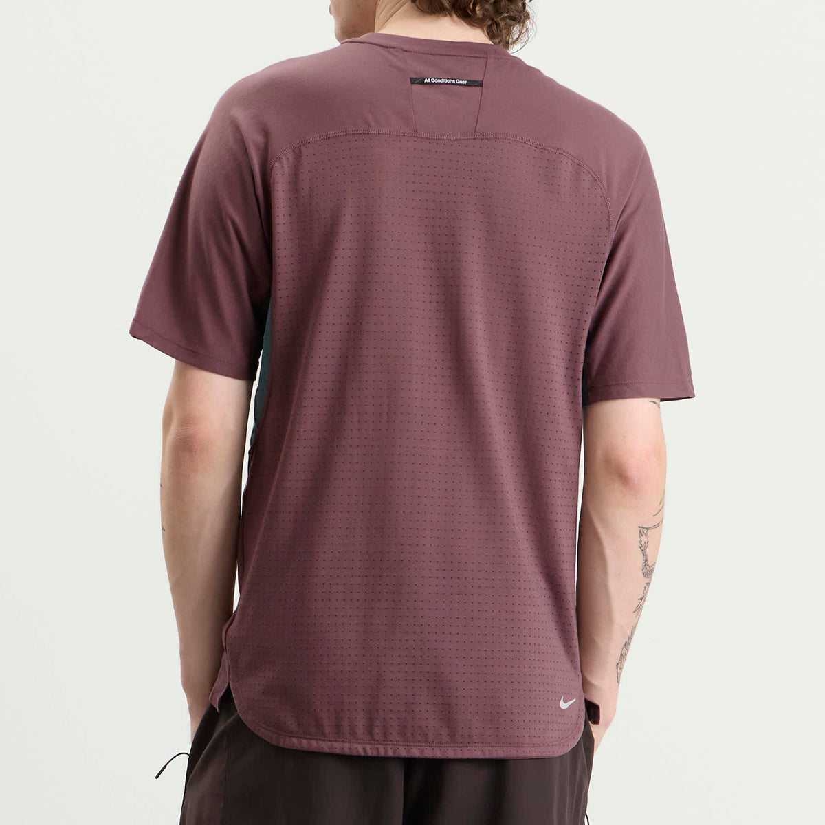 Nike ACG Solar Chase Top