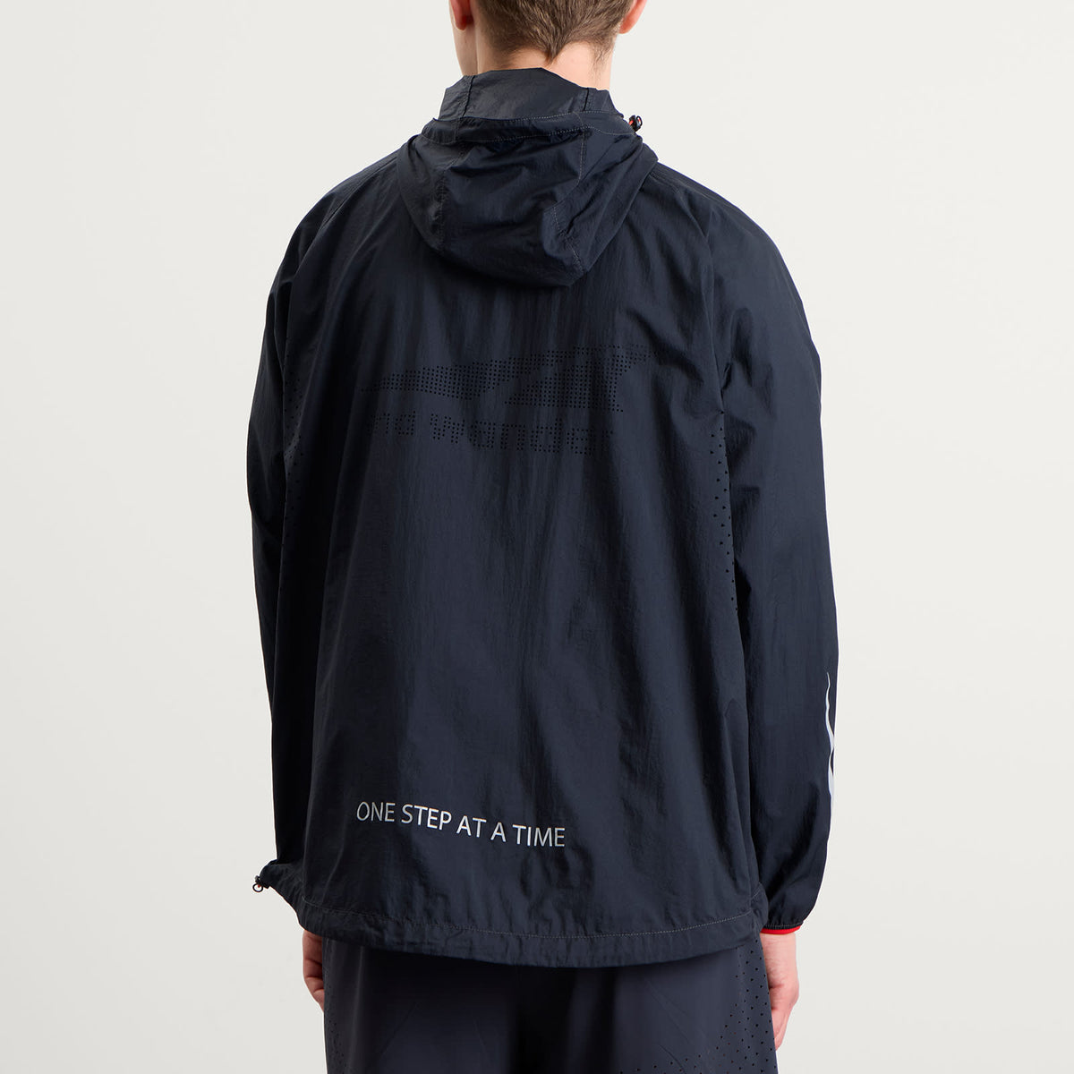 and wander x Altra Ventilation Wind Jacket
