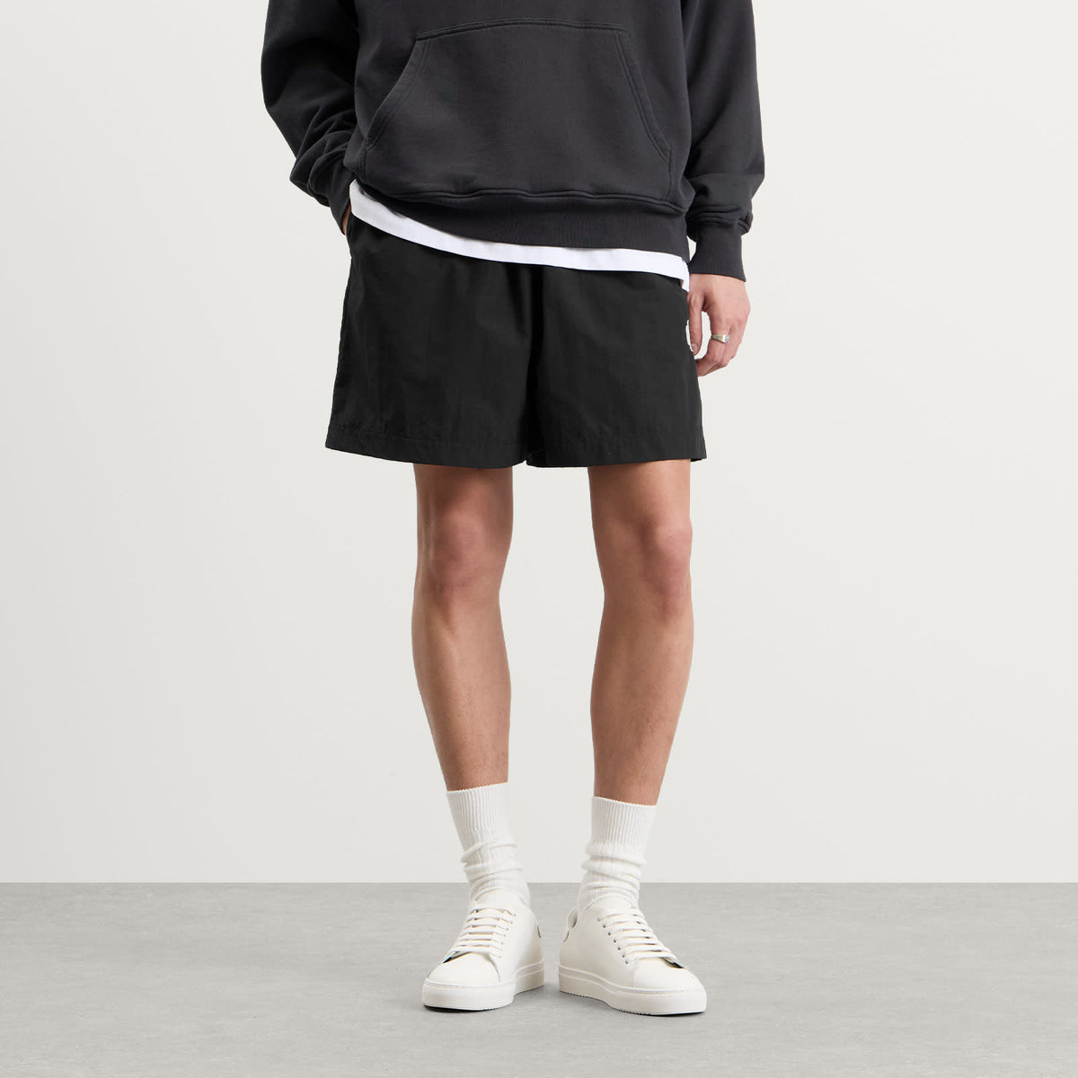 END. Flight Drawstring Short