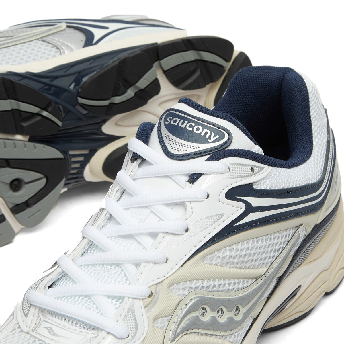 Saucony Progrid Omni 9 Sneaker