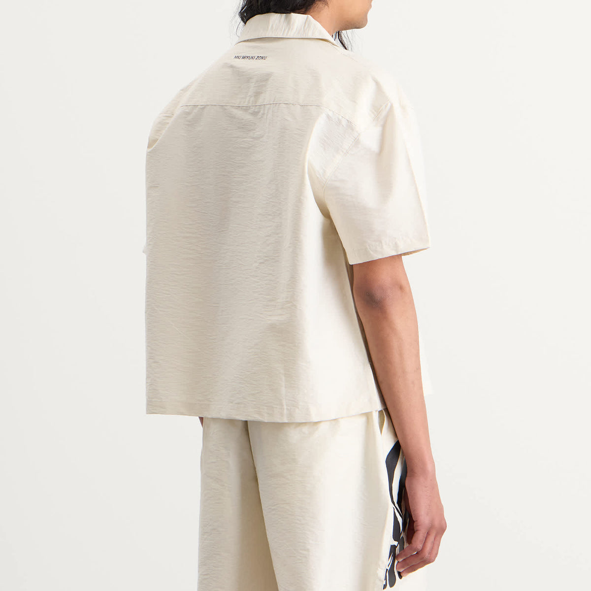 MKI Botanical Print Vacation Shirt