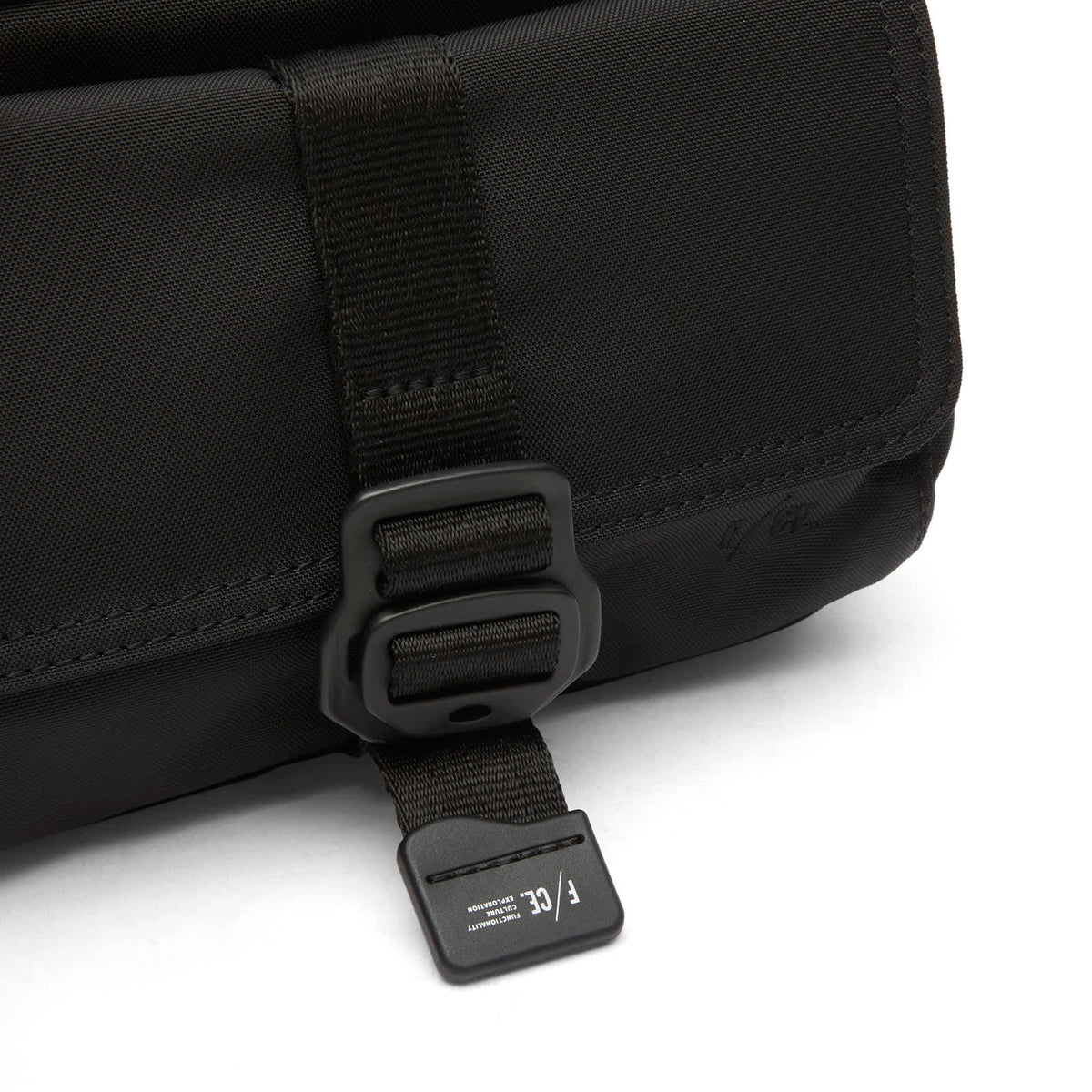 F/CE. 420 re/cor Holiday Bag