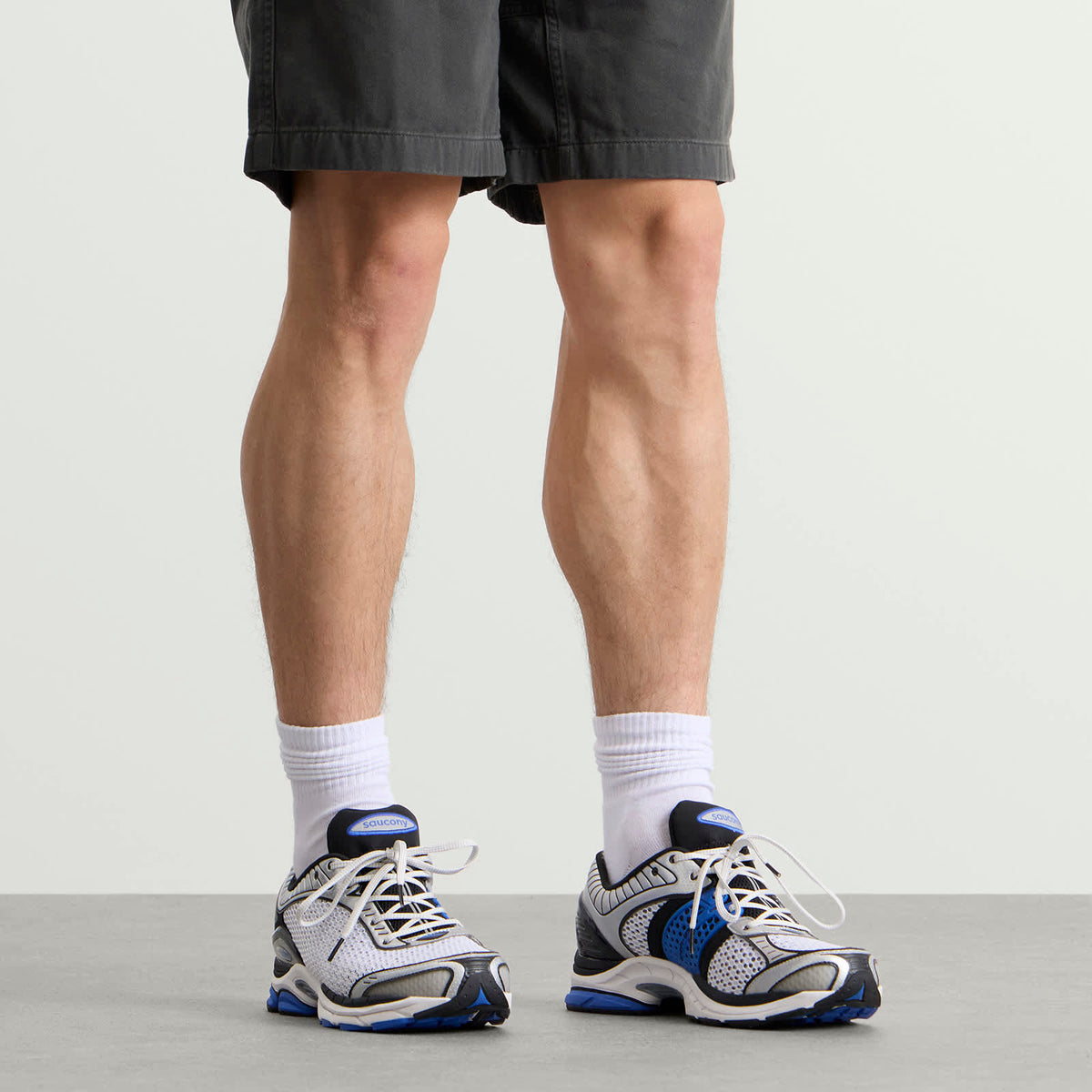Saucony Progrid Paramount Sneaker