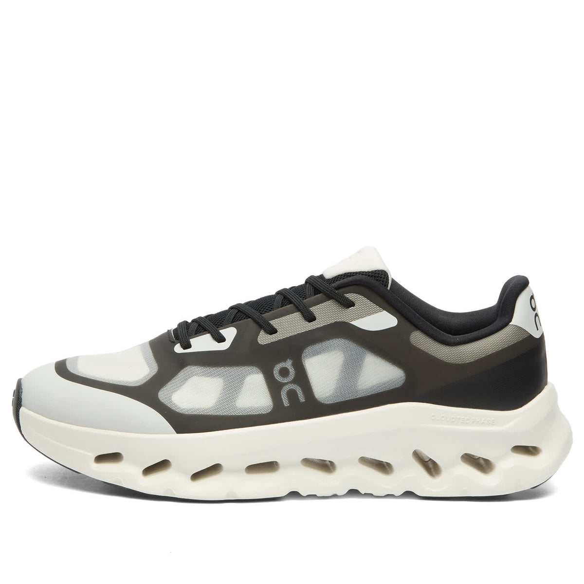 ON Cloudtilt Remix Sneaker