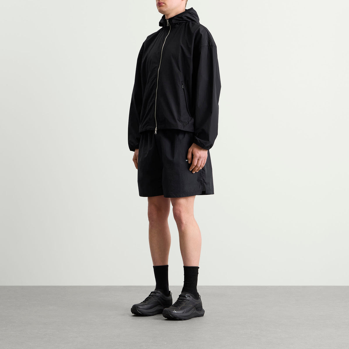 MKI Hyperlight Hooded Wind Jacket