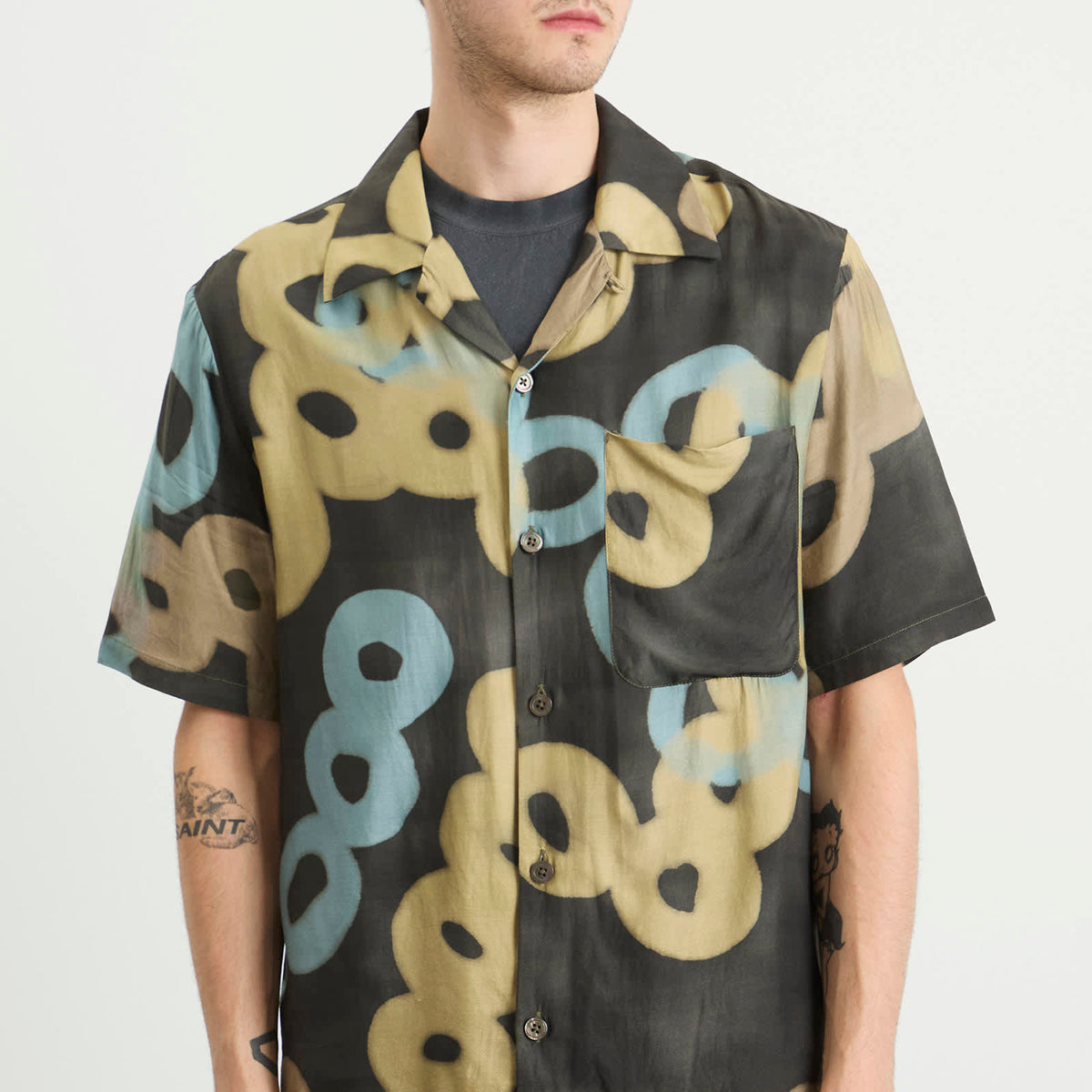 ACMH by Magic Castles Wave Vacation Shirt