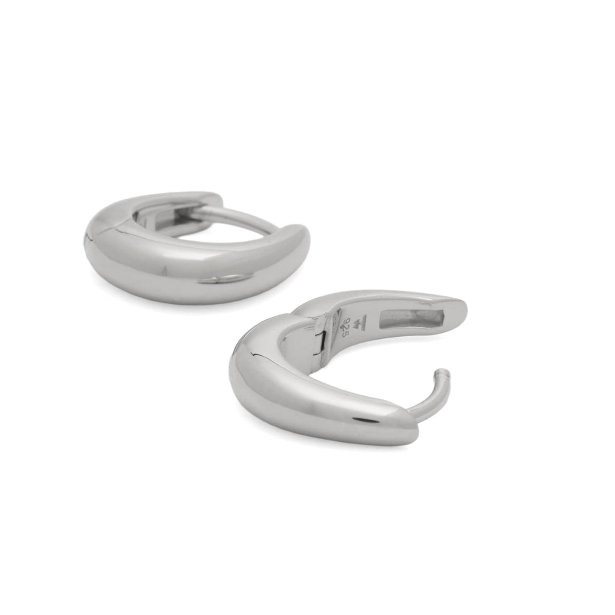 Tom Wood Liz Huggies Earrings