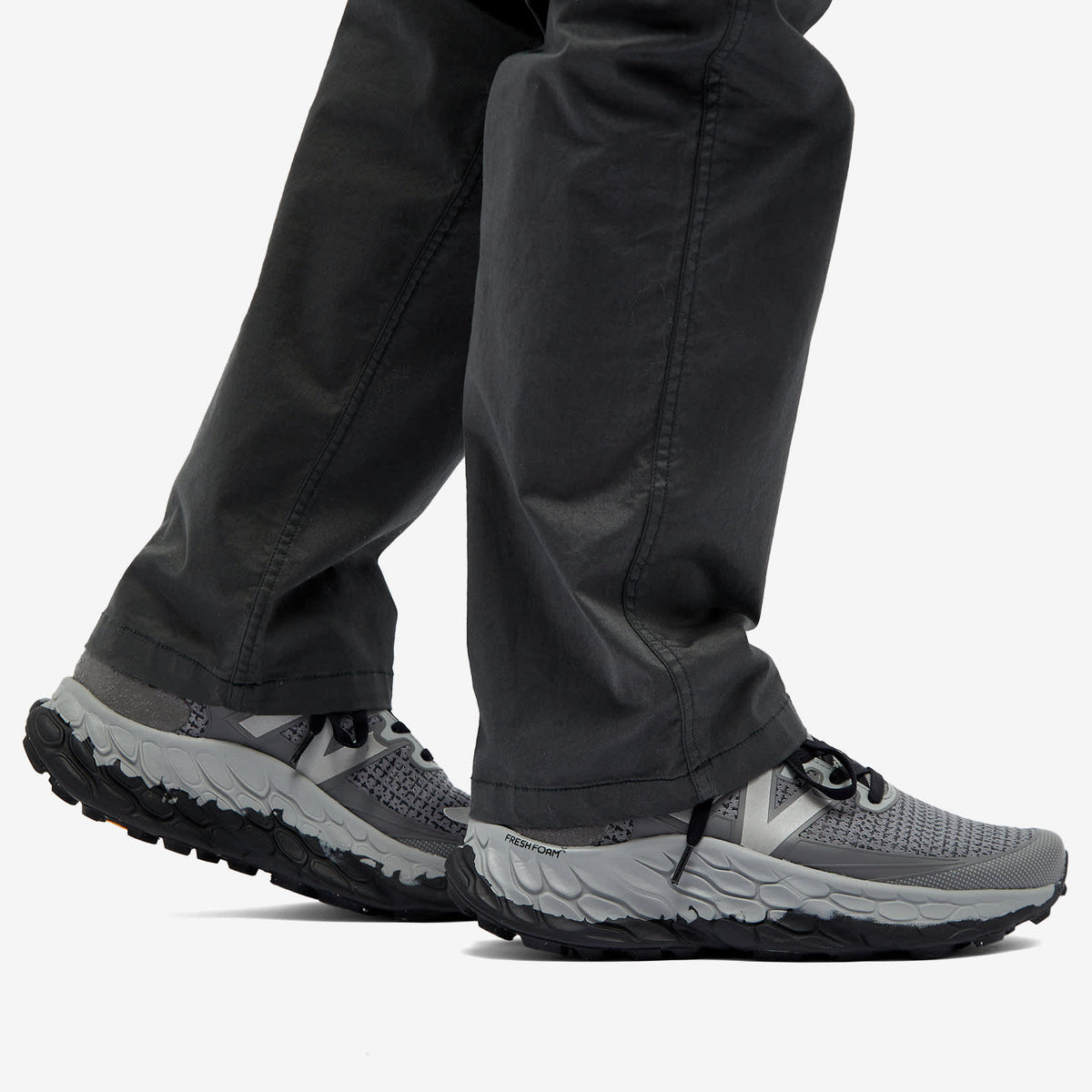 New Balance x CAYL MTMORNCL