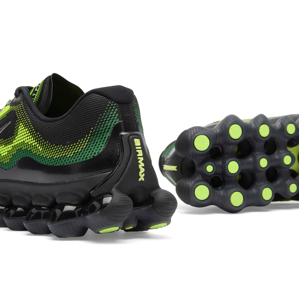 Nike Air Liquid Max Sneaker