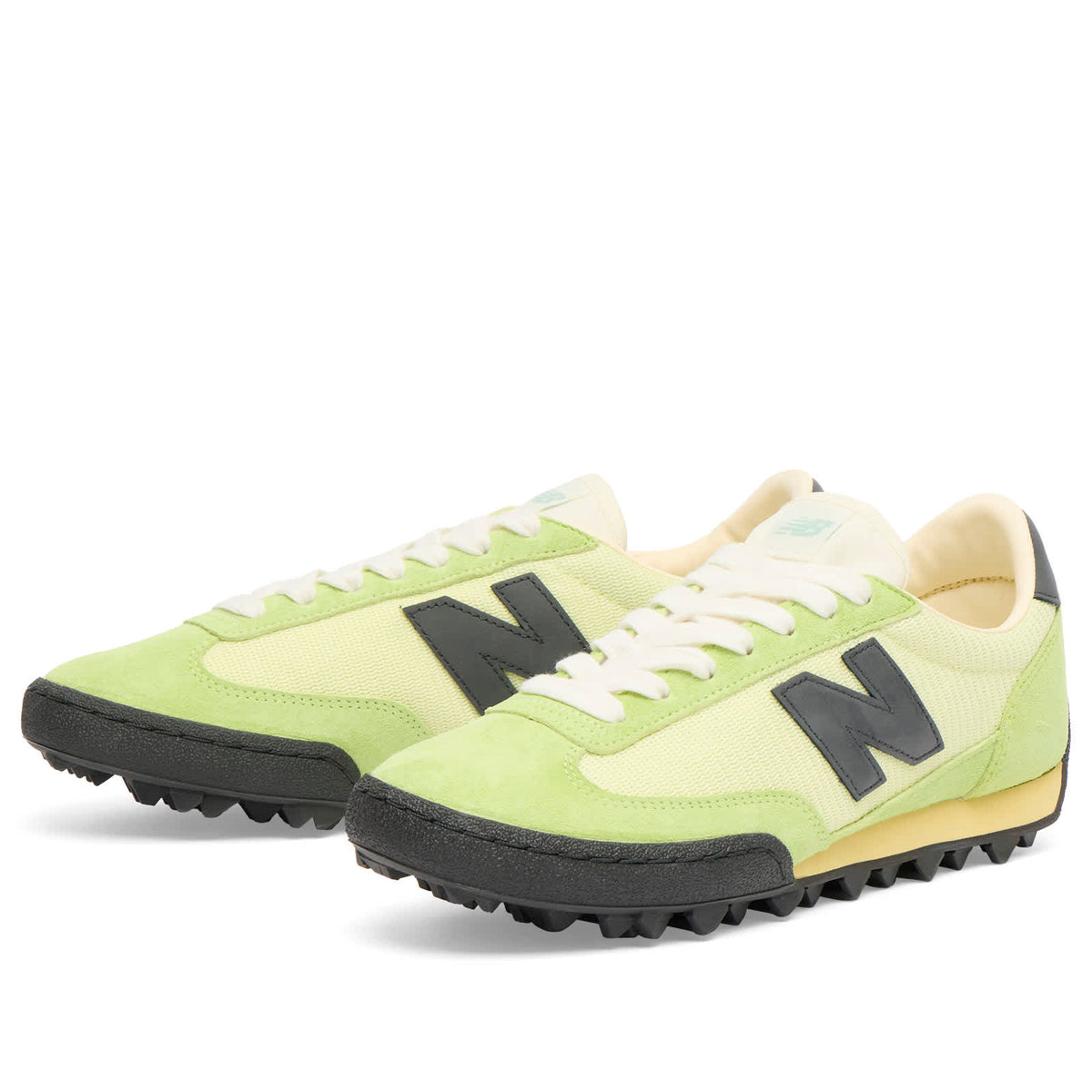 New Balance Gator Run Sneaker