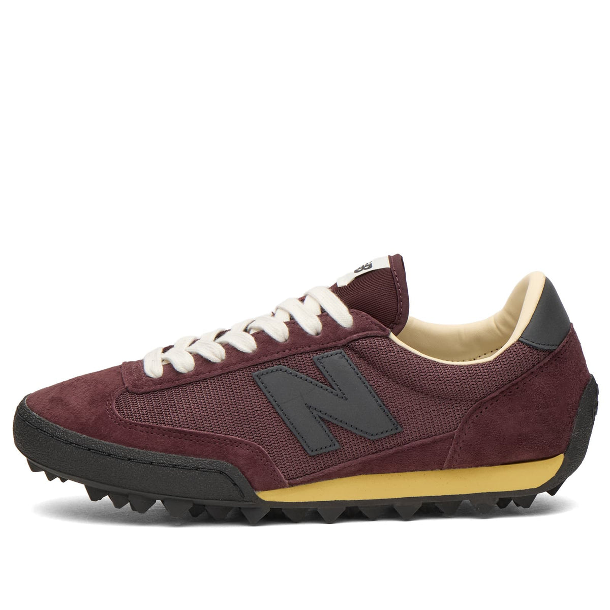 New Balance GTR Sneaker