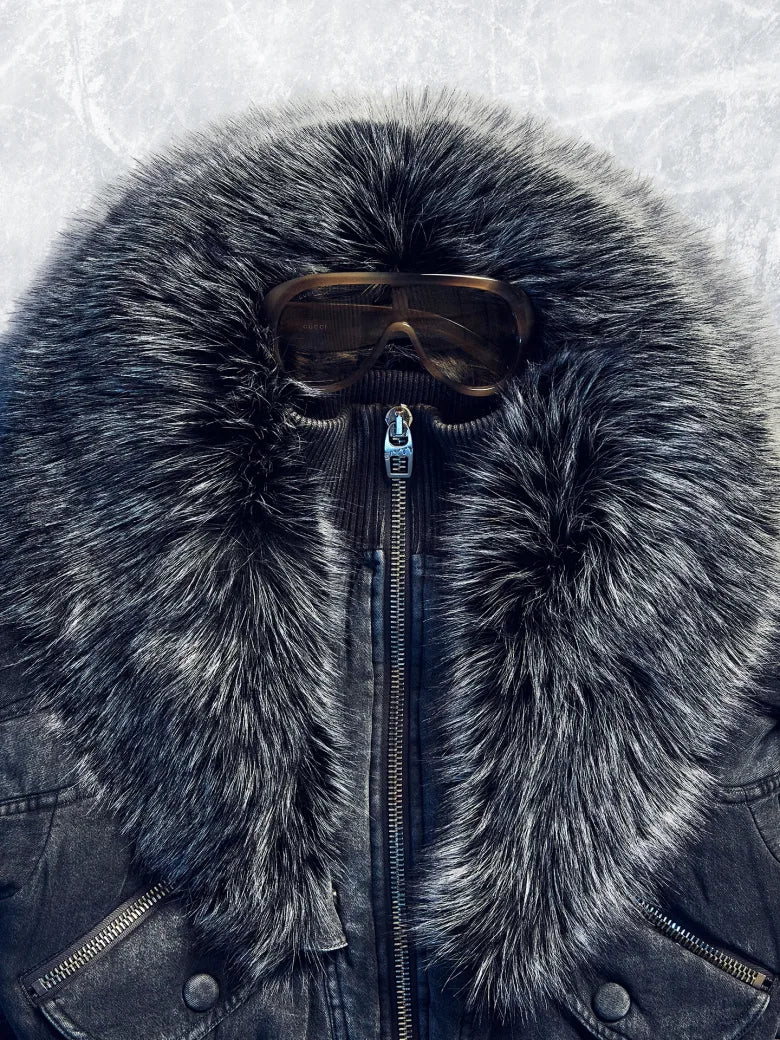 Women's jacket with fur hood