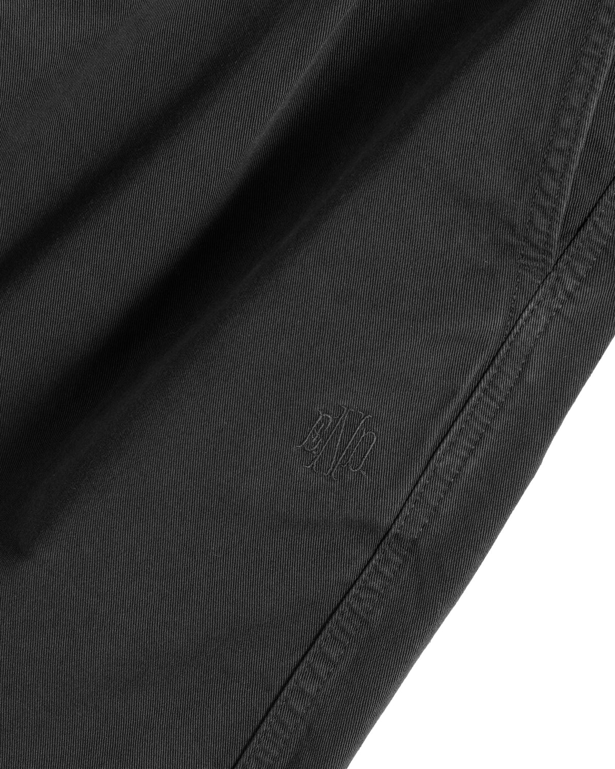END. Resort Short