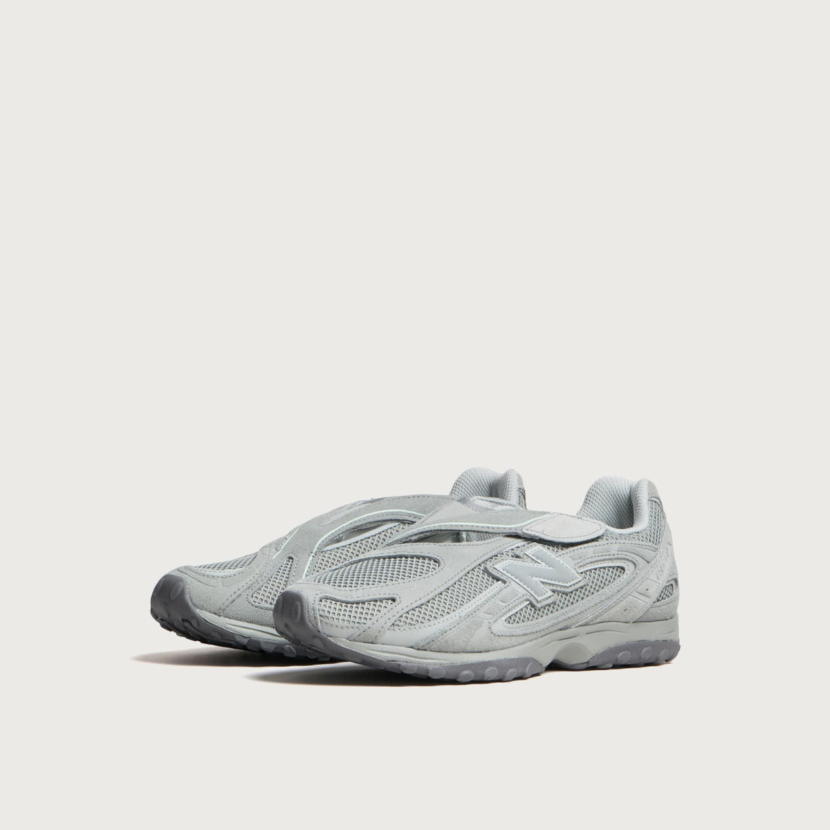 New Balance 204V Sneaker