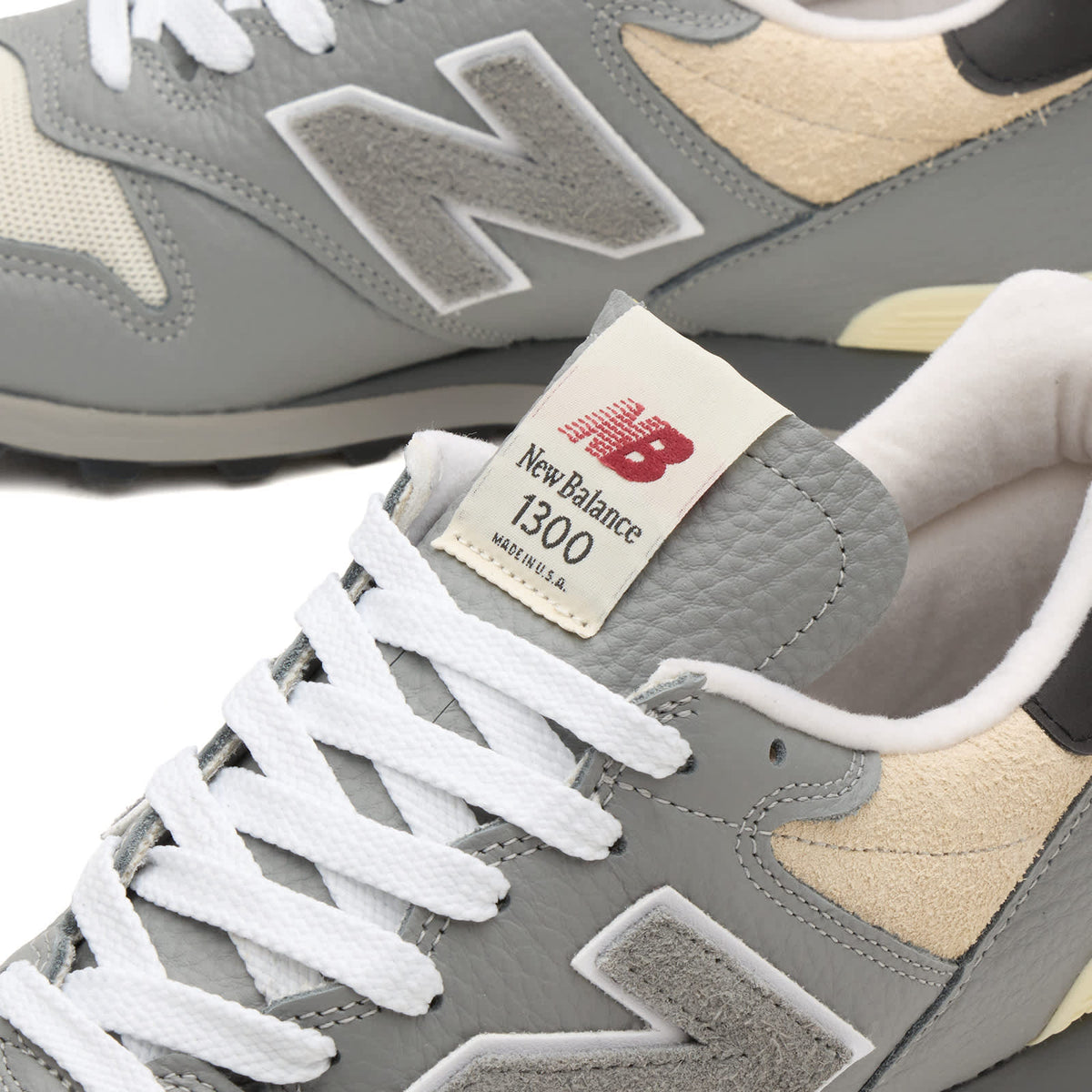 New Balance 1300 Sneaker