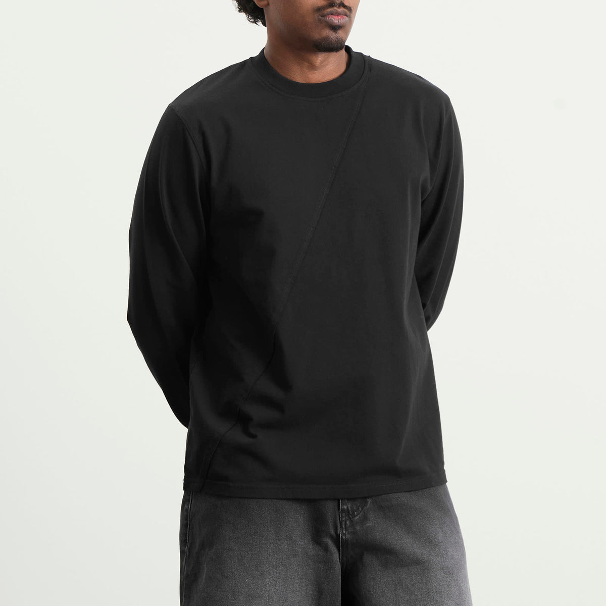 Arte Back Circle Logo Long Sleeve T-Shirt