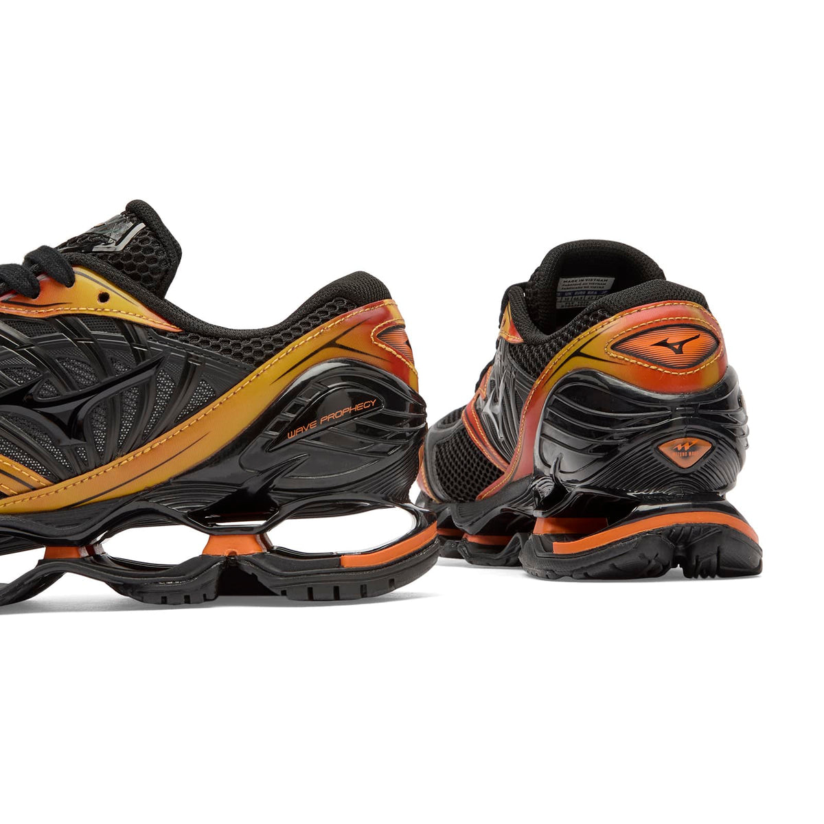 Mizuno Wave Prophecy Ls Sneaker
