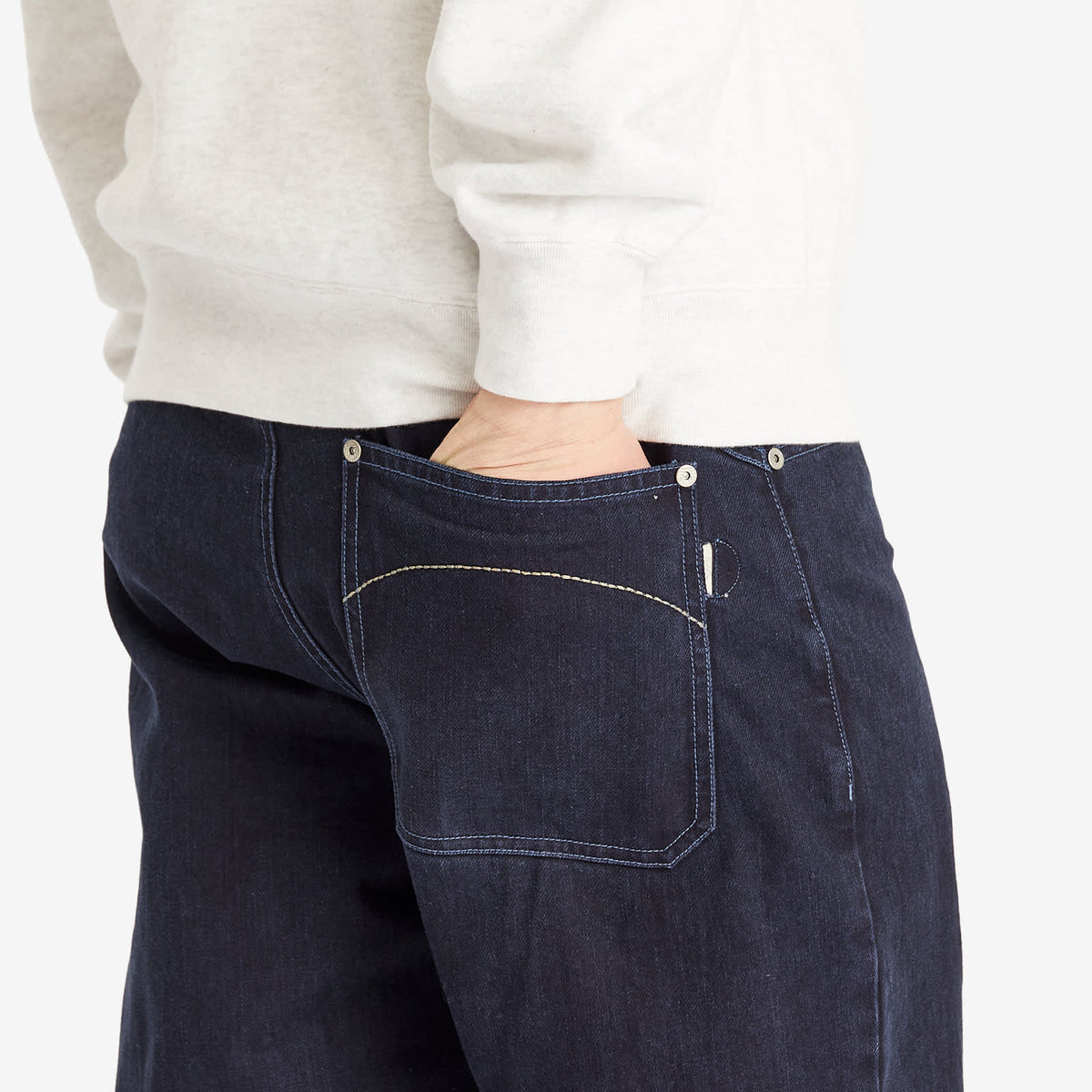 Folk Barrel Leg Jean