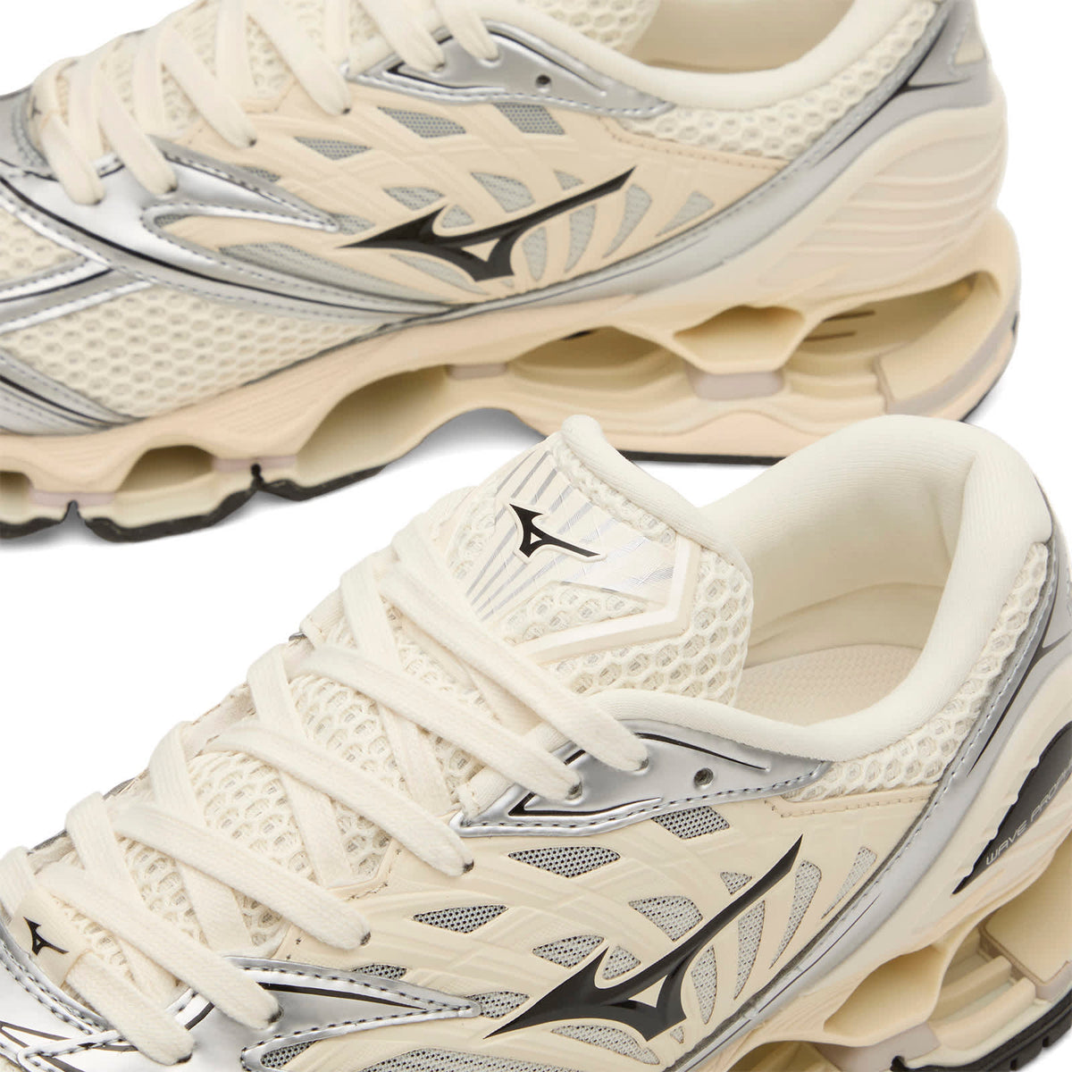 Mizuno Wave Prophecy LS