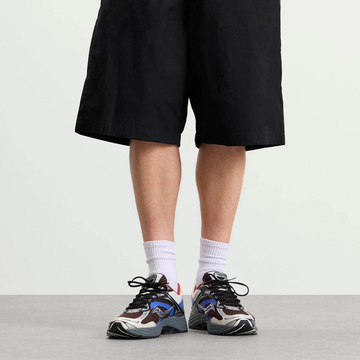 Saucony Progrid Omni 9 OG Sneaker