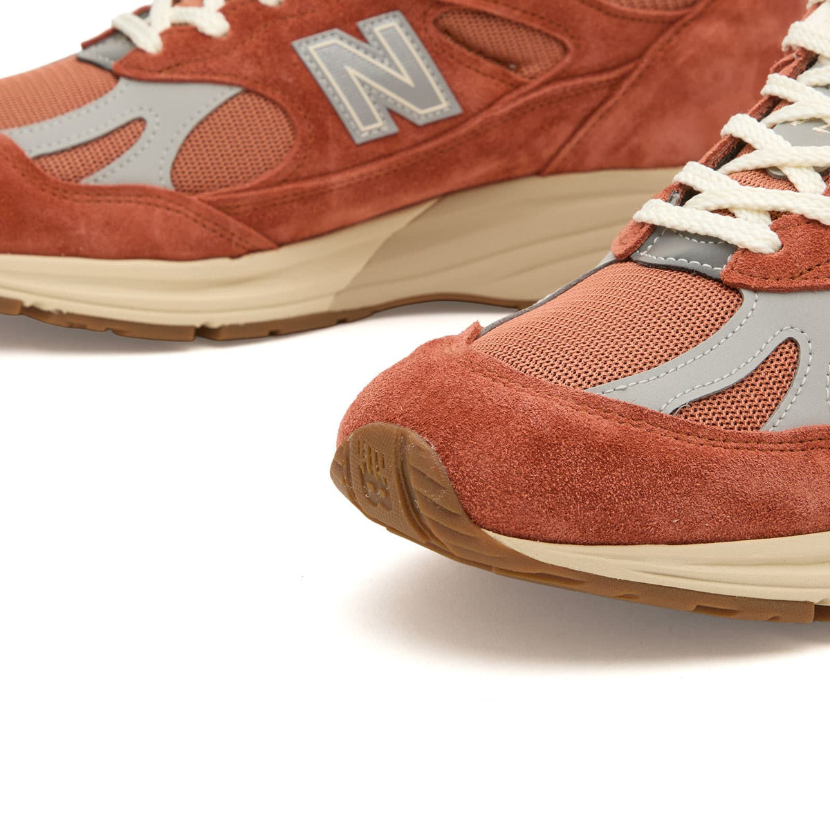 New Balance 991v2 Sneaker