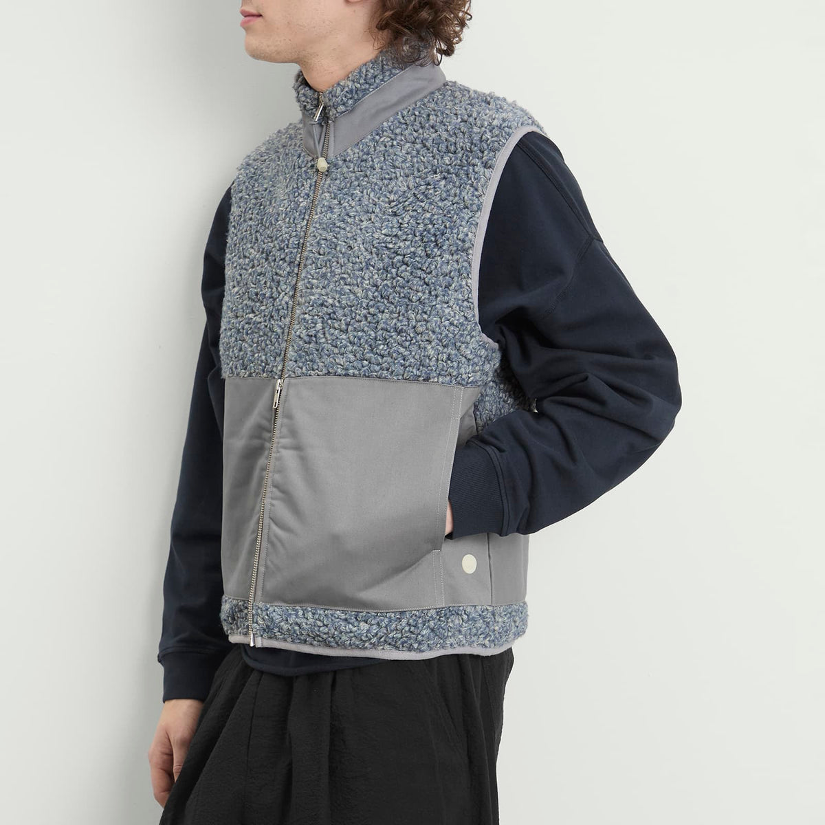 Folk Signal Gilet - Presented by END.