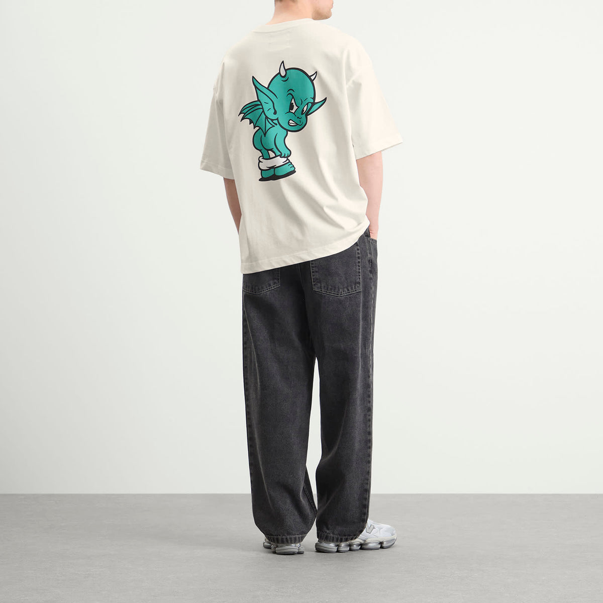 END. Gargoyle Full Moon T-Shirt