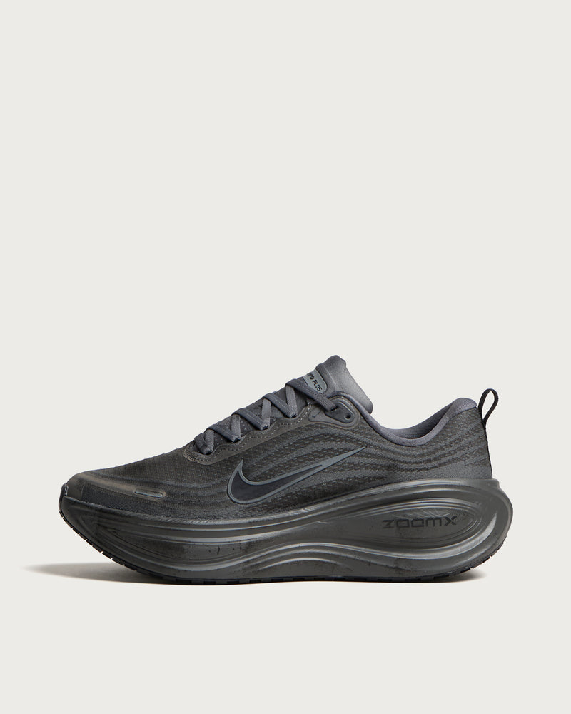 Nike Vomero Plus Sneaker
