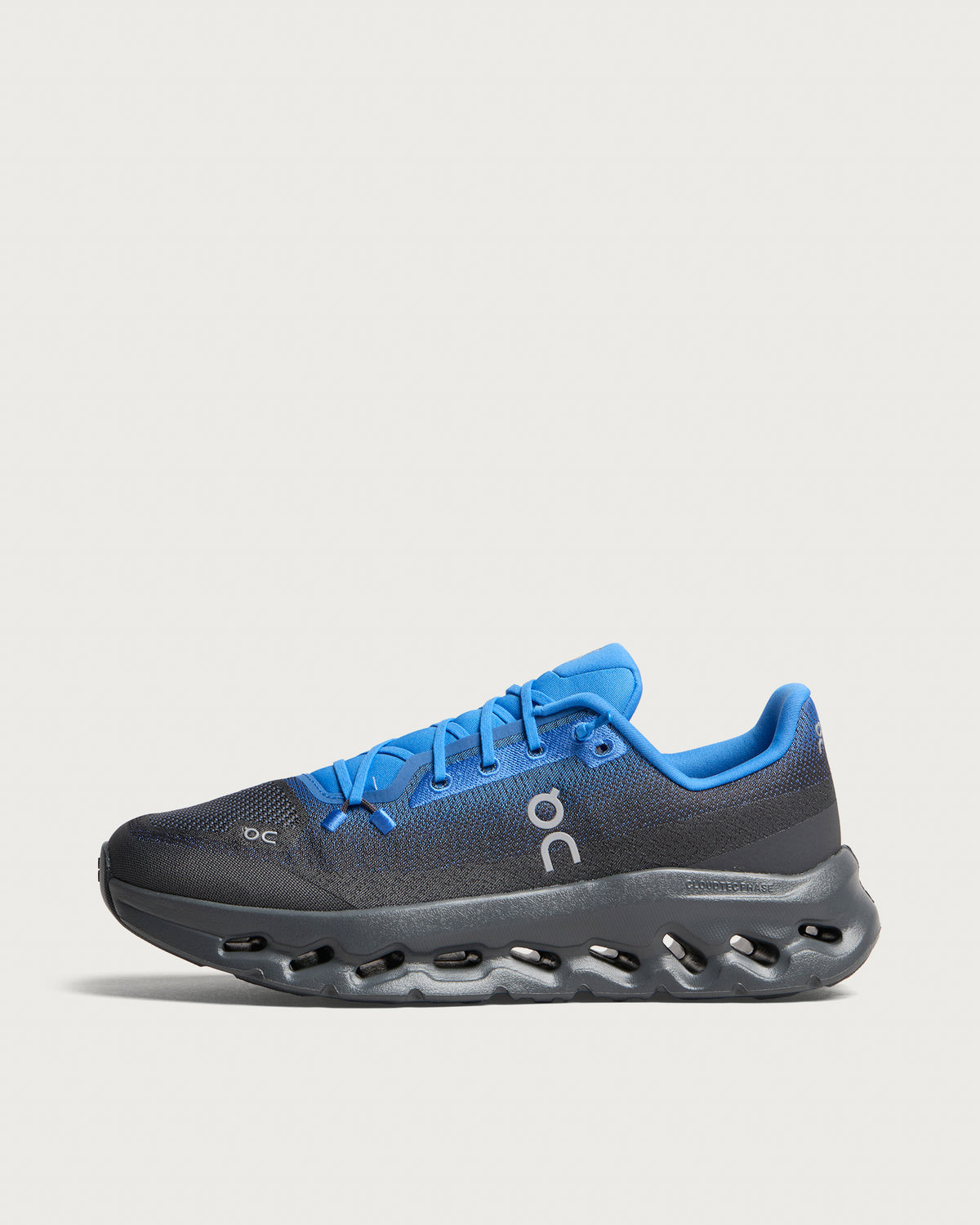 ON Cloudtilt Sneaker