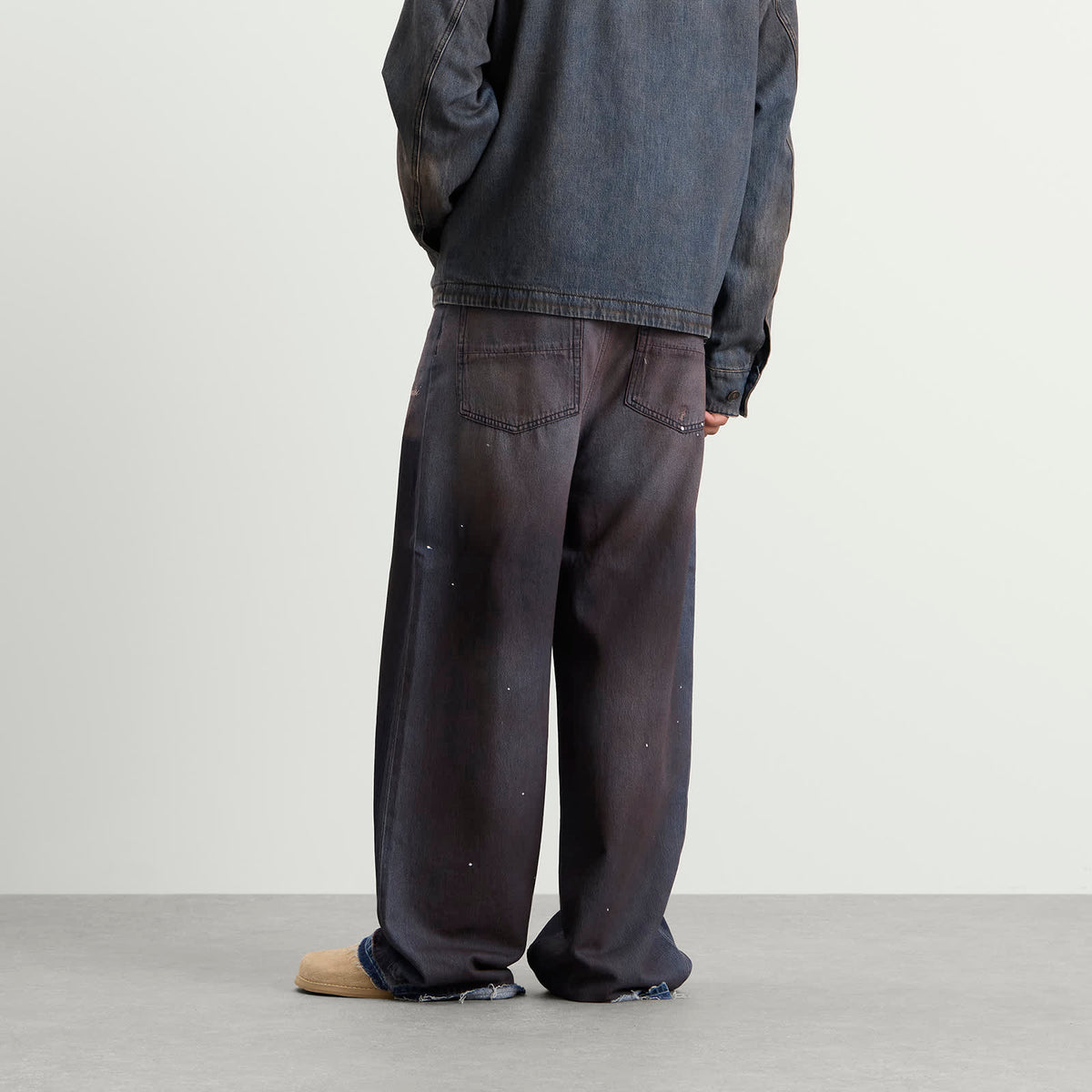 Amiri Faded Carpenter Jean