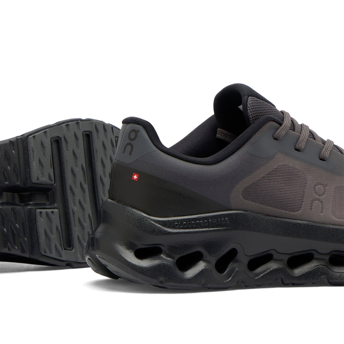 ON Cloudtilt Remix Sneaker