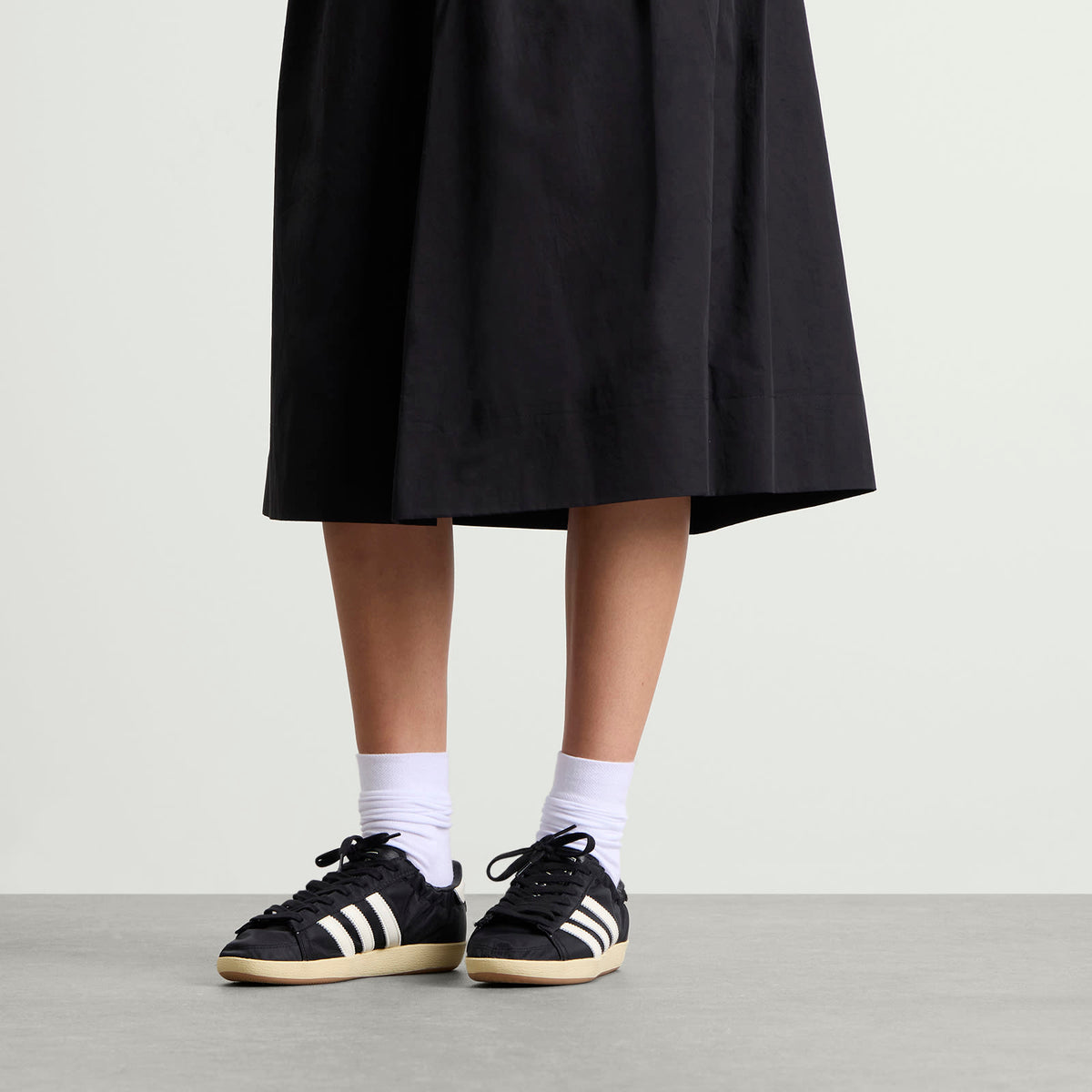 adidas Jabbar Low Scrunch