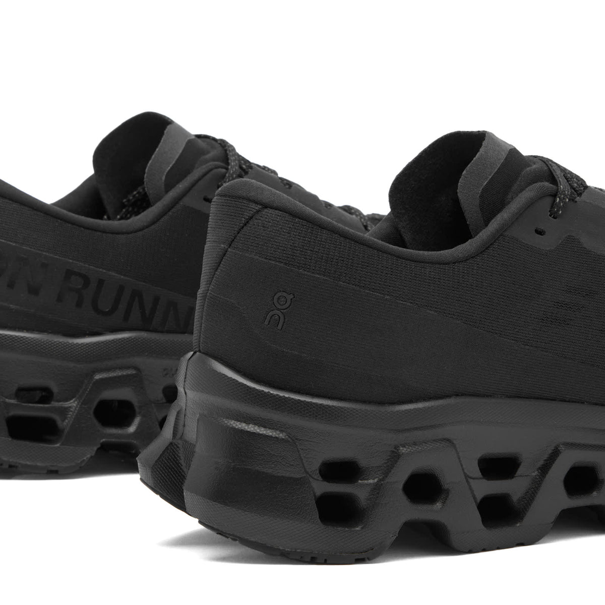 ON Cloudmonster 3 Sneaker
