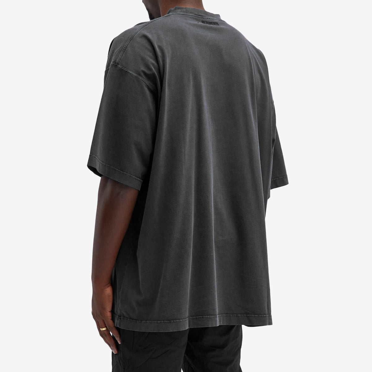VETEMENTS Limited Edition Logo T-Shirt