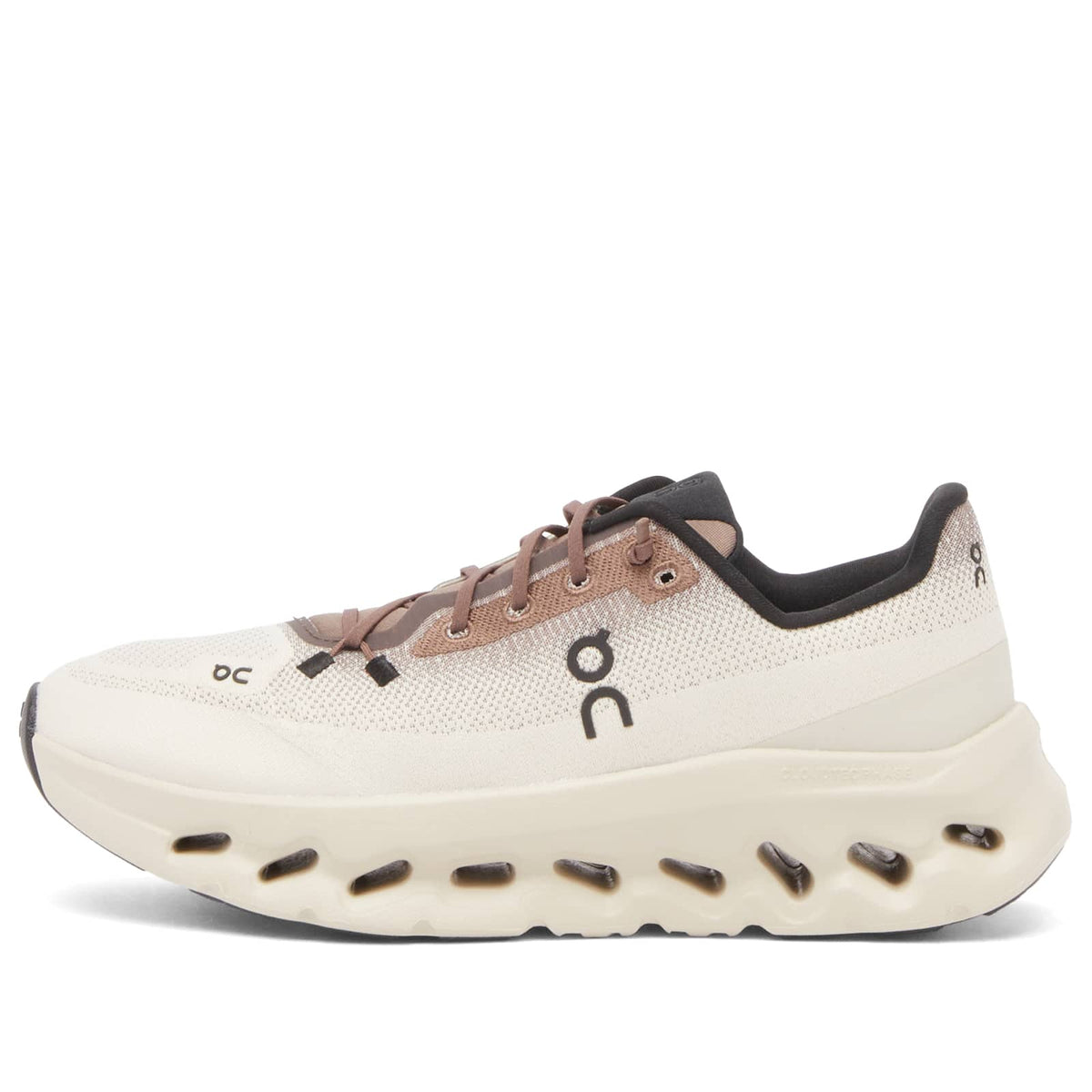 ON Cloudtilt Sneaker