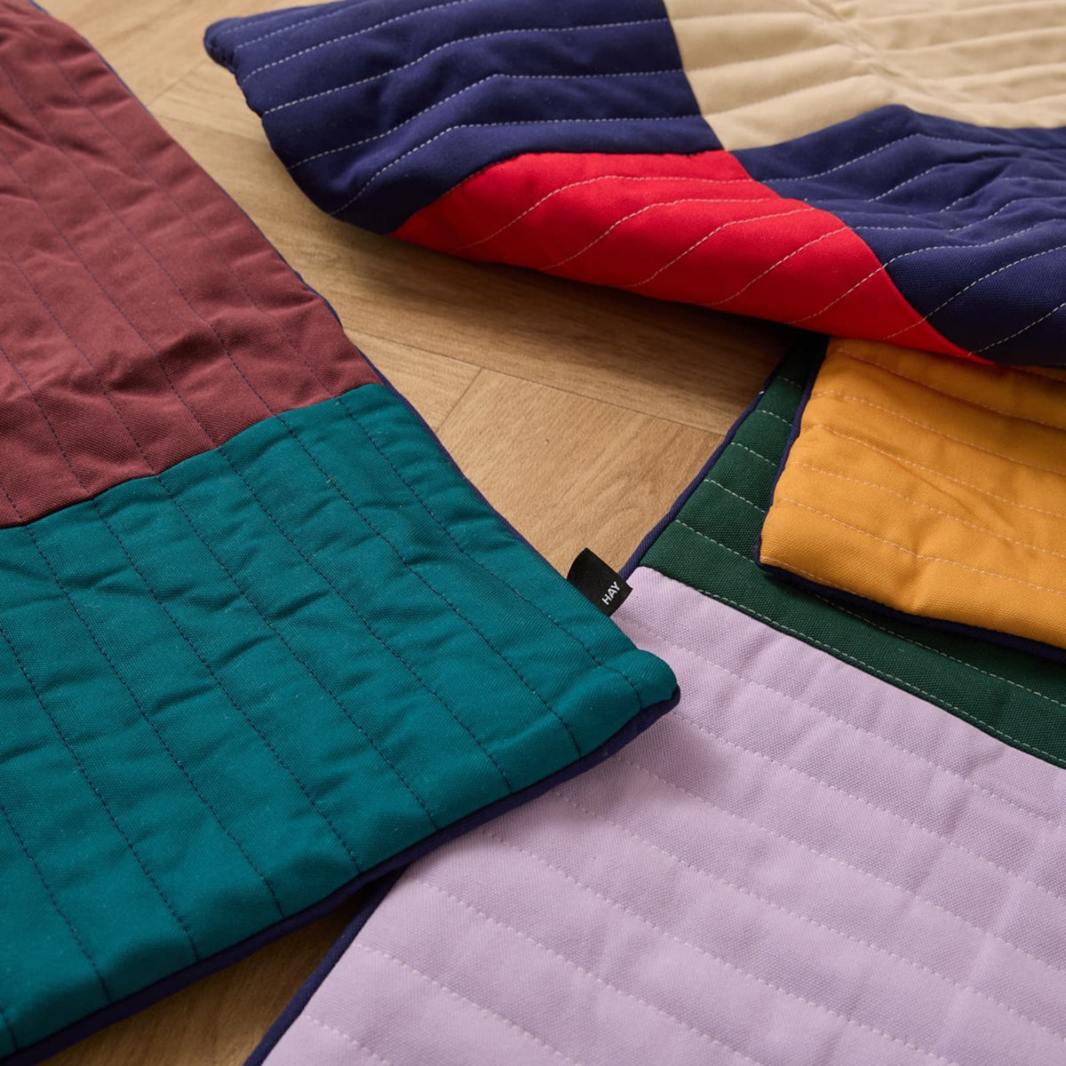 HAY Dog Travel Blanket - 80x80cm
