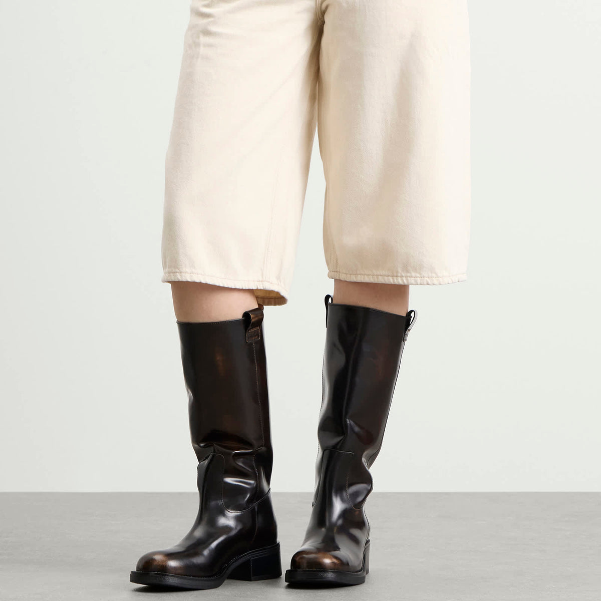 ALOHAS Sajan Vintage Effect Leather Boots